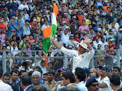 [Poster for Sachin - A Billion Dreams with Sachin – A Billion Dreams, Sachin Tendulkar, James Erskine, Mayuresh Pem]